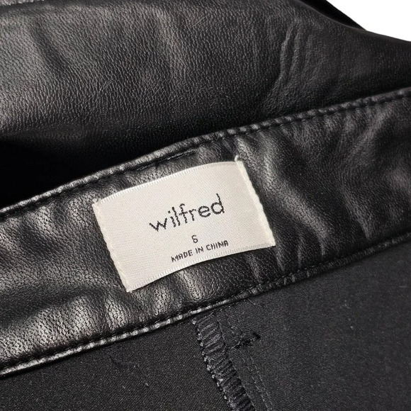 Aritzia Wilfred Modern Cargo Pant Size 6 Black Vegan Leather  High Rise Utility - Picture 7 of 10